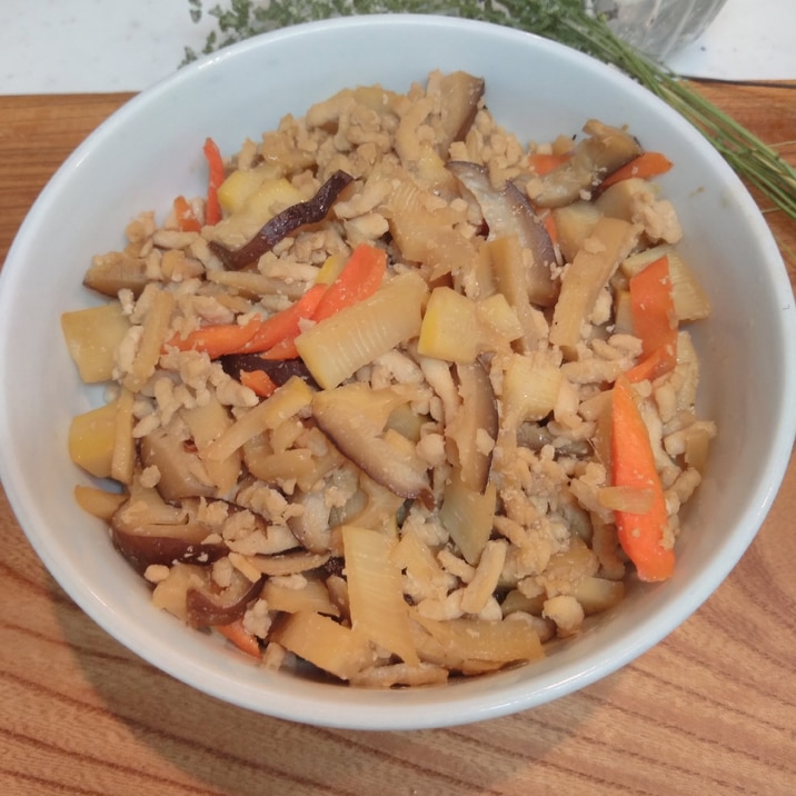 たけのこ煮物が余ったら!中華そぼろ♡
